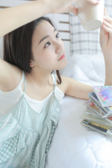 王亮李美诗